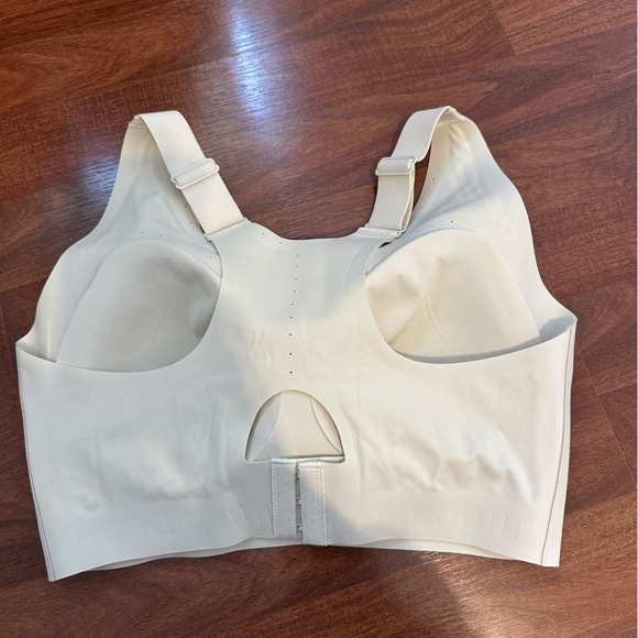 Everyday Racerback Wireless Shaping Bra FORLEST - Picture 7 of 9